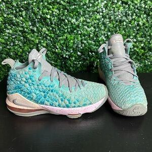 Nike LeBron James XVII 17 GS South Beach Aqua Pink BQ5594-444 - Size 5.5Y